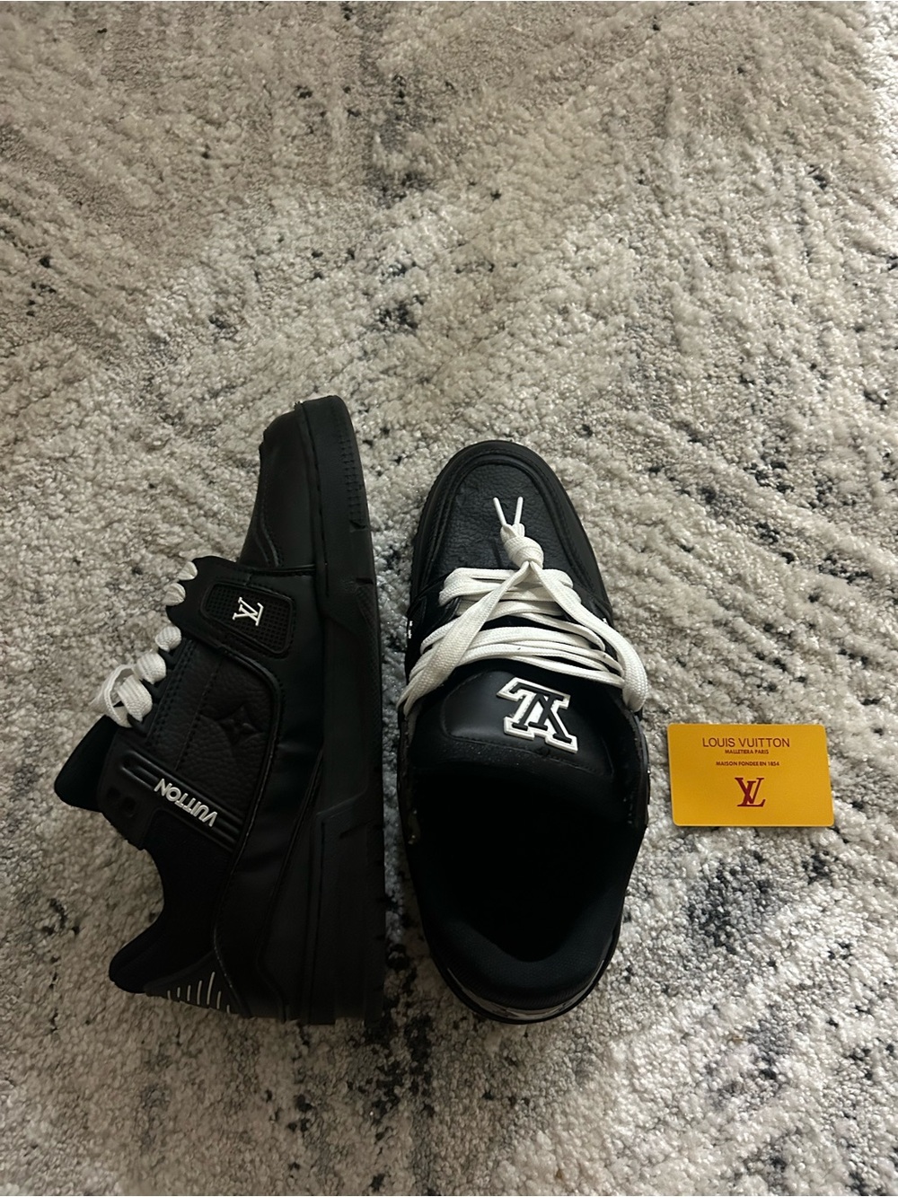 Louis Vuitton Men’s Black Low-Top Sneakers with White Laces - Picture 2 of 5